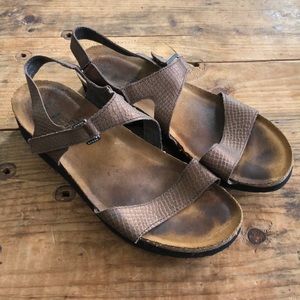 - NAOT 42 US 11 Rhinestone Sandals Shoes